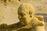 Sculpture sur sable 9770_wm.jpg - Statue en sable (Le Touquet, France, avril 2008)